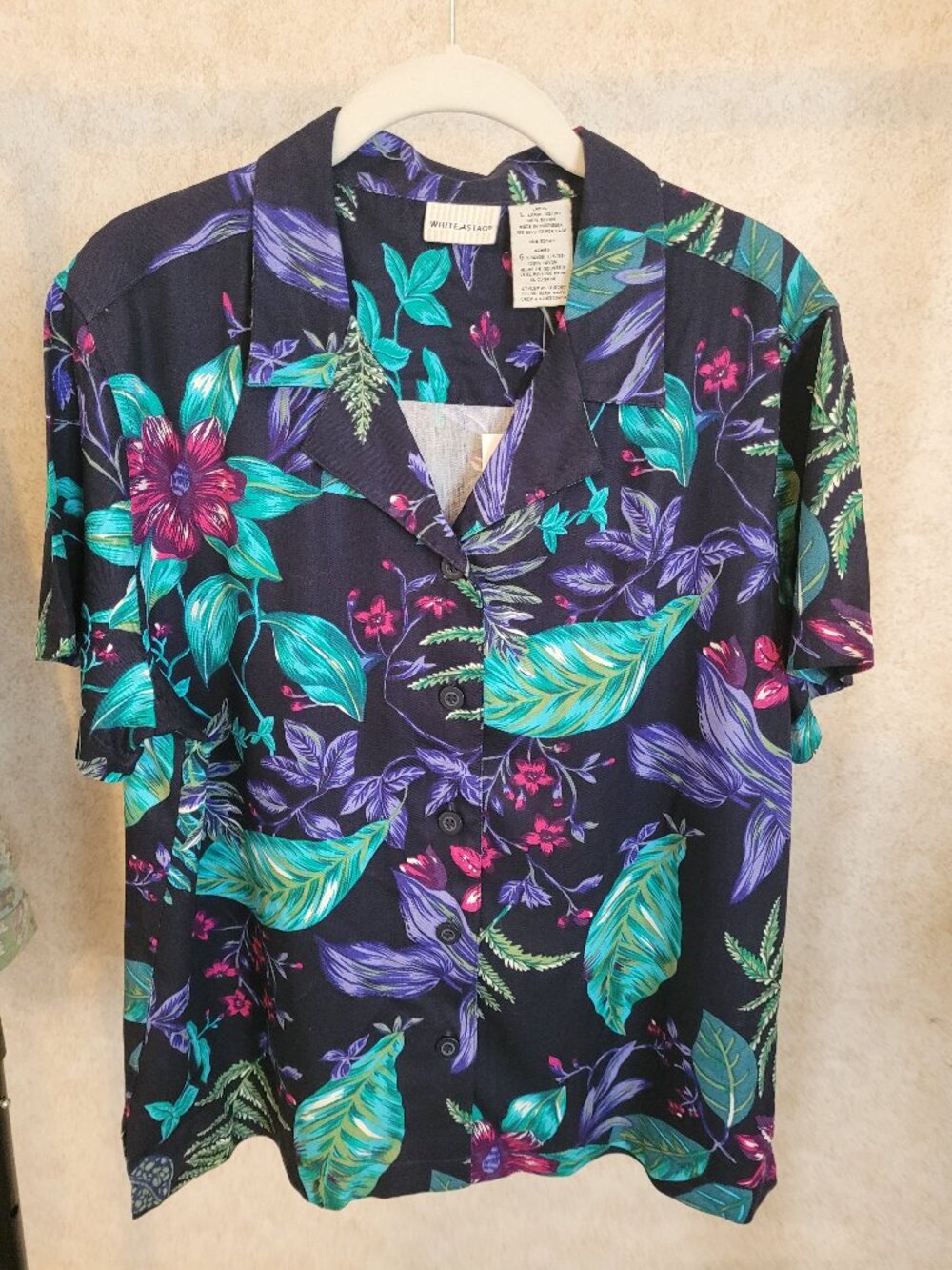 Tropical Shirt Short Sleeve White Stag NWT  Womens Size L